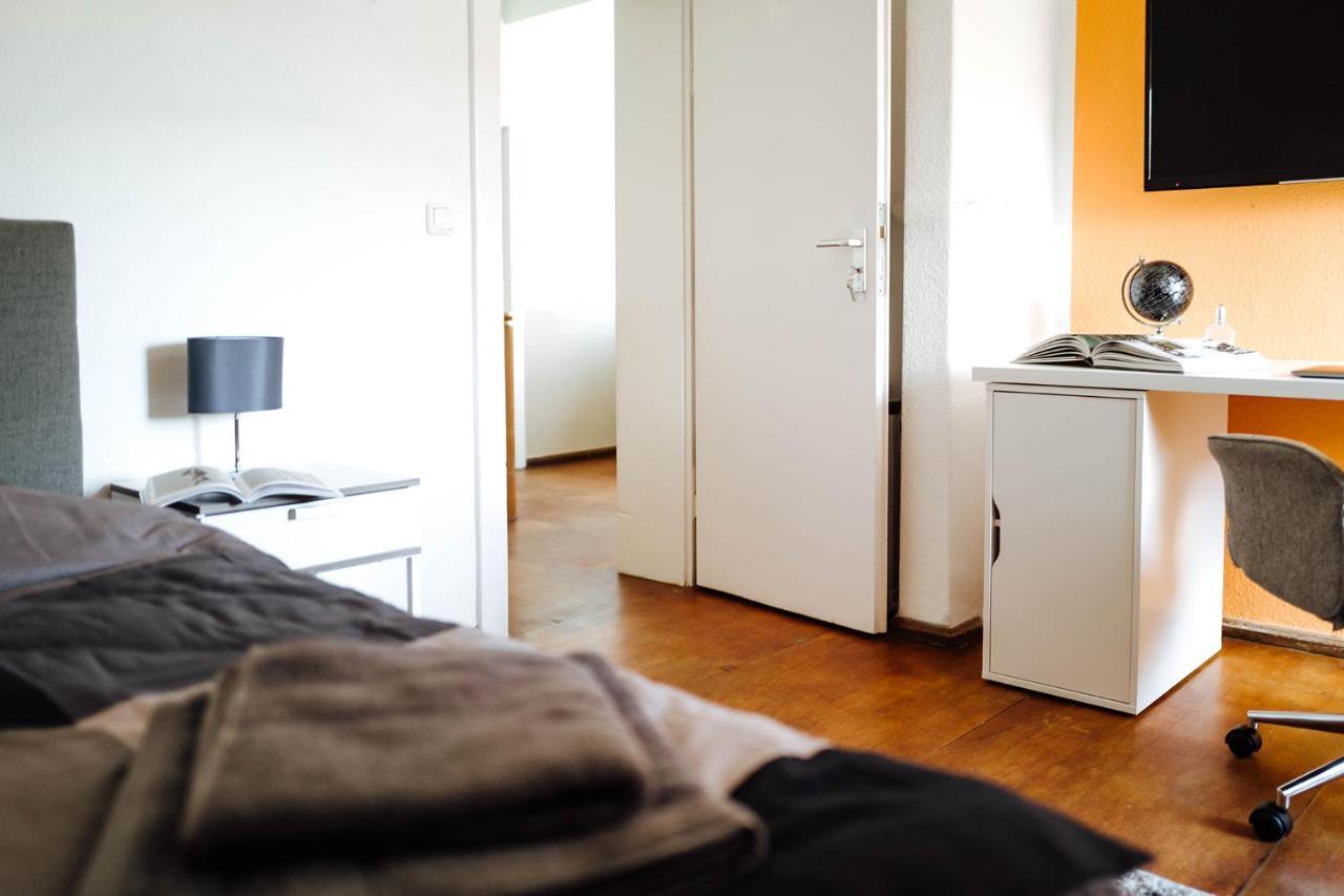 Zimmer In Ruhiger Lage 150M Zur Ta Hamelin Buitenkant foto